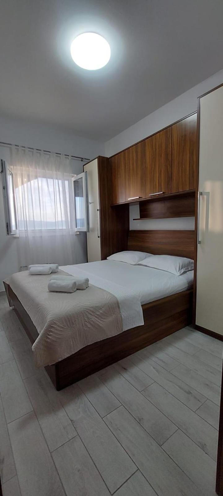 Apartment Toncica أوميس المظهر الخارجي الصورة